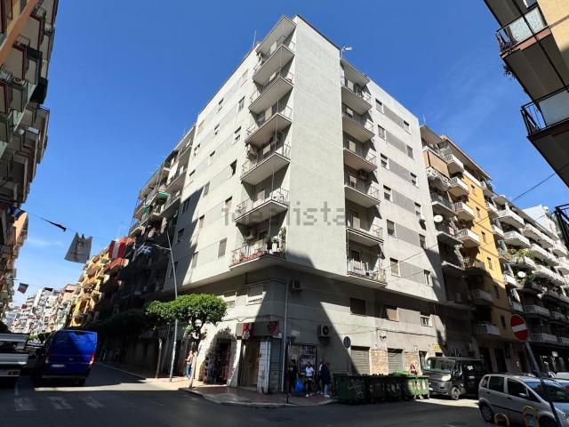 Appartamento in vendita di 95 m² in Via Puglia, 80