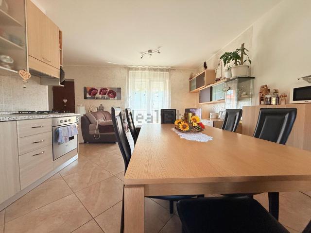 Appartamento in vendita di 95 m² in Via Roma, 31