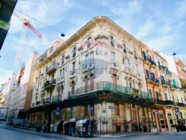 Appartamento in vendita di 95 m² in Via Scipione Crisanzio, 97