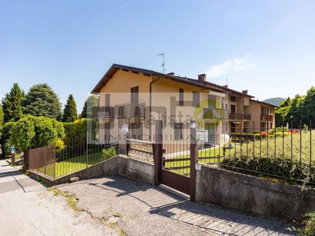 Appartamento in vendita di 95 m² in Via Santa Valeria, 1