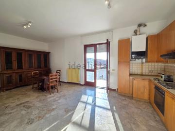 Appartamento in vendita di 95 m² in Via San Carlo