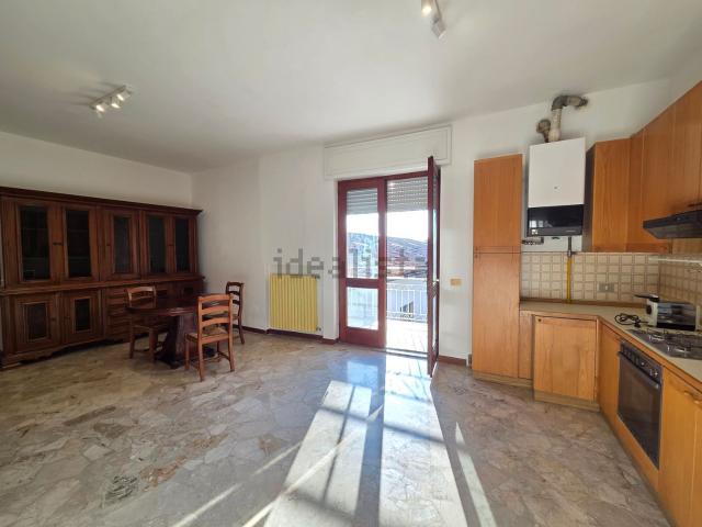 Appartamento in vendita di 95 m² in Via San Carlo
