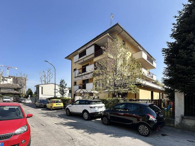 Appartamento in vendita di 95 m² in Via San Luigi, 5