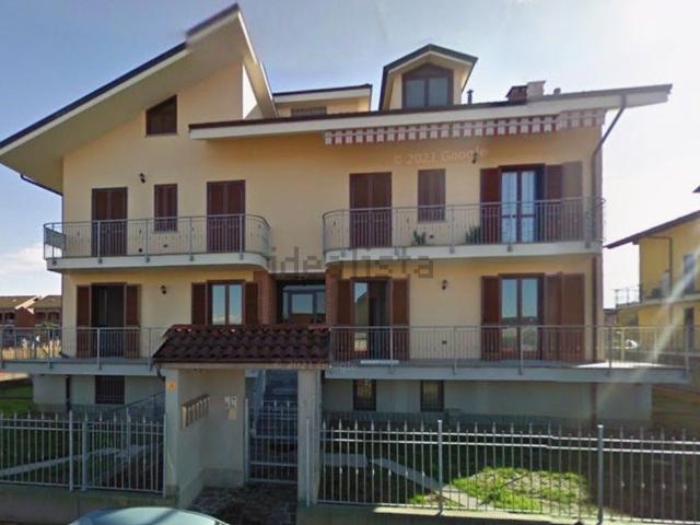 Appartamento in vendita di 95 m² in Via Salvo d&apos Acquisto, 38