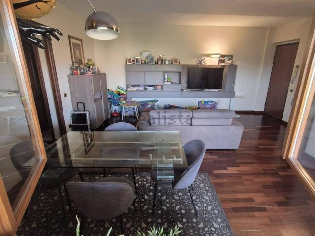 Appartamento in vendita di 95 m² in Via Servilia