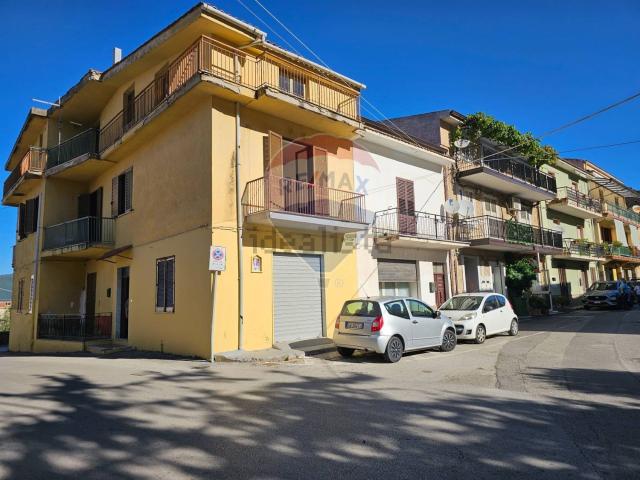 Appartamento in vendita di 95 m² in Via Serrone, 2