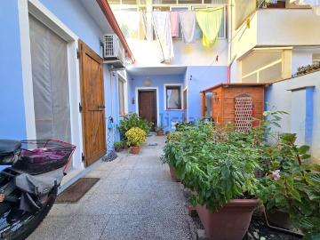 Appartamento in vendita di 95 m² in Via Sicilia