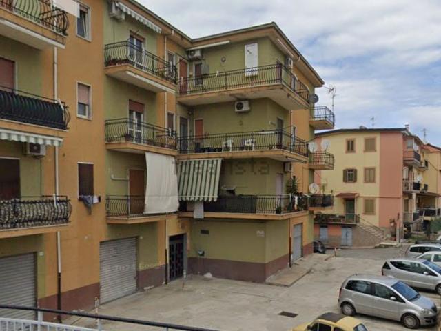 Appartamento in vendita di 95 m² in Via Sicilia, 79