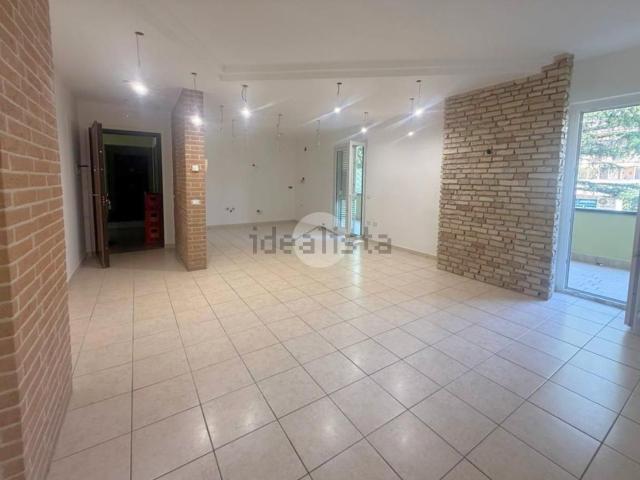 Appartamento in vendita di 95 m² in Viale dei Bersaglieri, 20