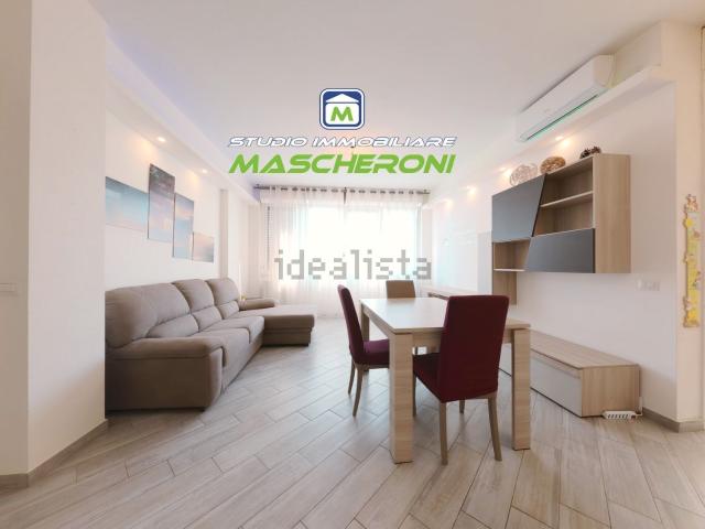 Appartamento in vendita di 95 m² in Viale della Repubblica, 26