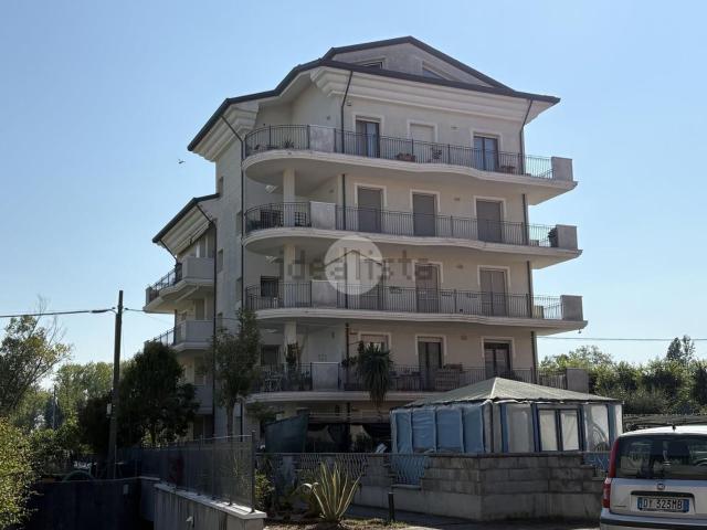 Appartamento in vendita di 95 m² in Viale Giovanni Zambianchi