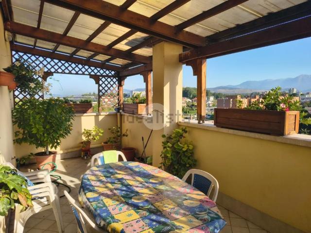 Appartamento in vendita di 95 m² in Viale Grecia, 52