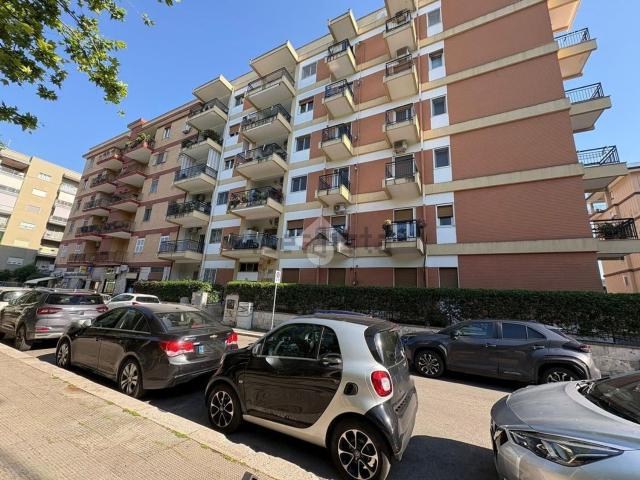 Appartamento in vendita di 95 m² in Viale John Fitzgerald Kennedy, 72