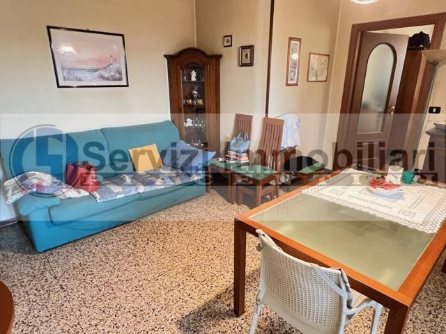 Appartamento in vendita di 95 m² in Viale Roma, 10