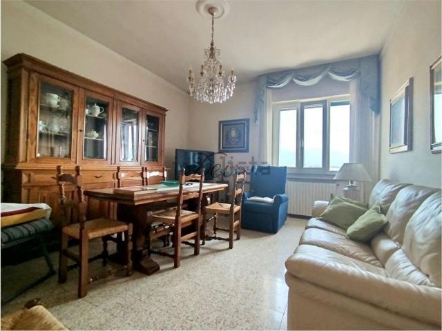 Appartamento in vendita di 95 m² in Viale Sardegna