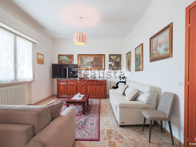 Appartamento in vendita di 96 m² in Circonvallazione San Gaetanino