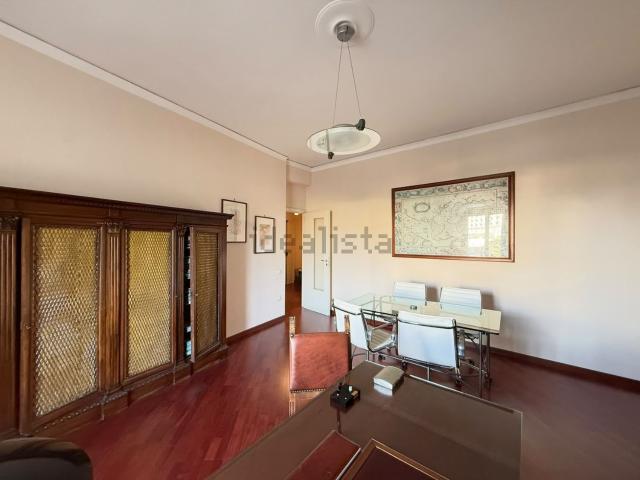 Appartamento in vendita di 96 m² in Corso Giuseppe Garibaldi, 8