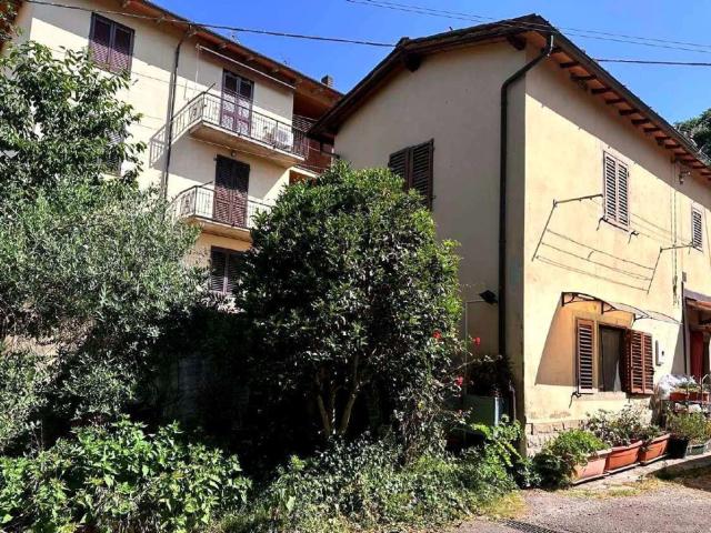 Appartamento in vendita di 96 m² in Largo della Quercia, 7