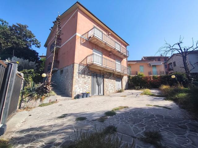 Appartamento in vendita di 96 m² in Località Osteria