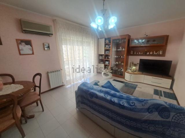 Appartamento in vendita di 96 m² in Piazza Trappeto, 2