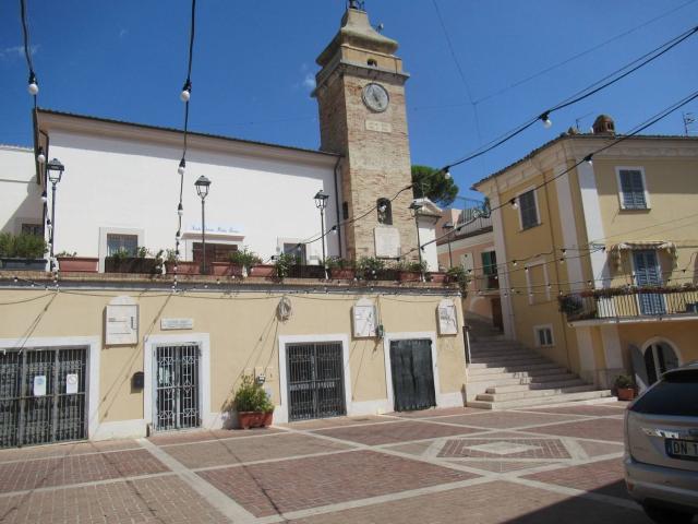Appartamento in vendita di 96 m² in Piazza D&apos Albenzio, 15