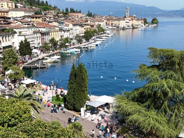 Appartamento in vendita di 96 m² in Piazza Duomo