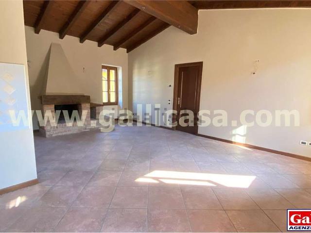 Appartamento in vendita di 96 m² in Piazza Libertà, 2