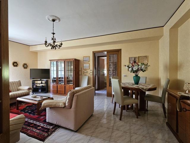 Appartamento in vendita di 96 m² in Piazza San Giuseppe, 1