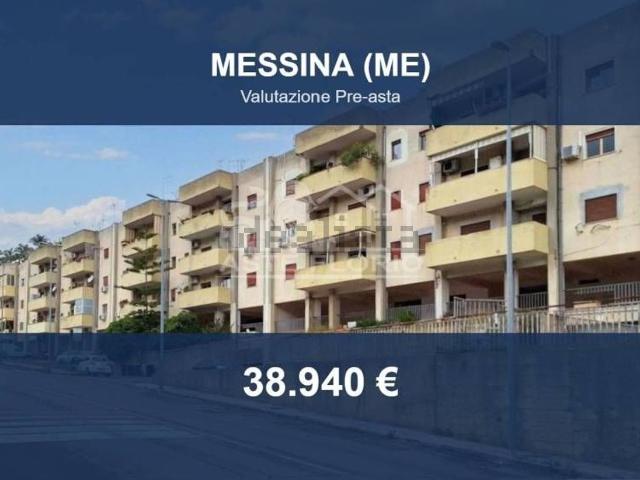 Appartamento in vendita di 96 m² in Via Torrente Trapani