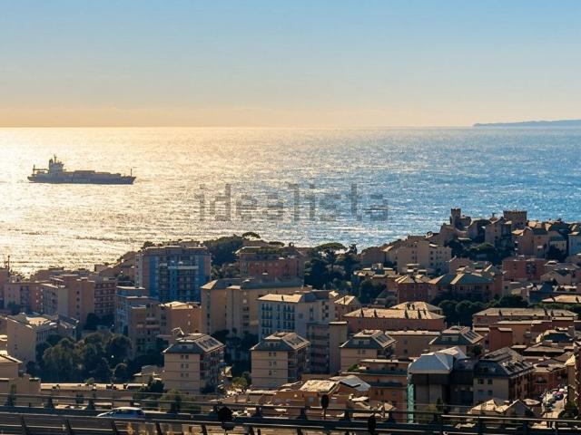 Appartamento in vendita di 96 m² in Via Tre Pini