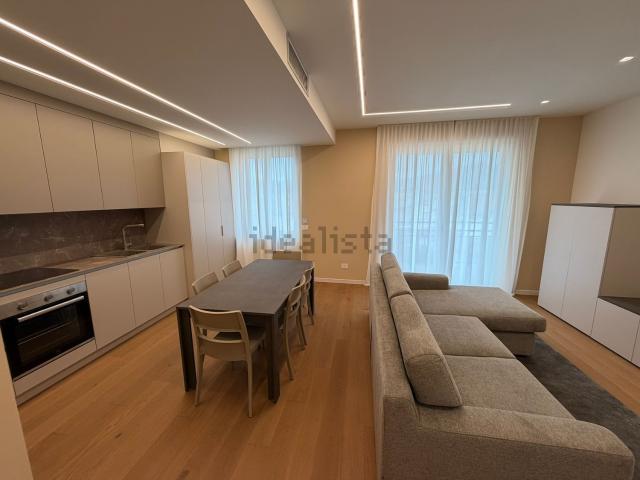 Appartamento in vendita di 96 m² in Via A. Manzoni, 12