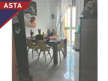 Appartamento in vendita di 96 m² in Via Adda, 14
