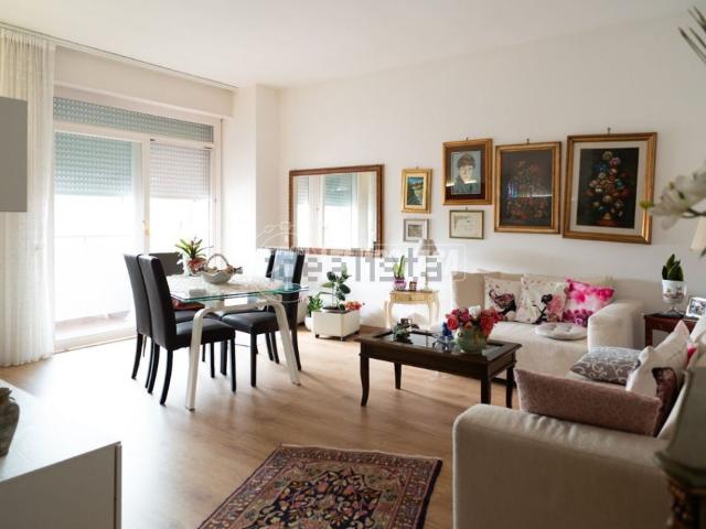 Appartamento in vendita di 96 m² in Via Antonio Gramsci, 96