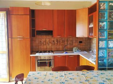 Appartamento in vendita di 96 m² in Via B. Croce, 16