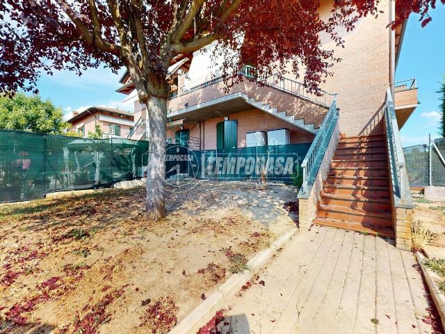 Appartamento in vendita di 96 m² in Via Boccaccio, 1