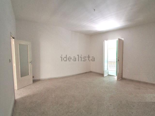 Appartamento in vendita di 96 m² in Via Bologna