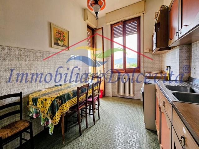 Appartamento in vendita di 96 m² in Via Carlo D&apos Angiò, 68
