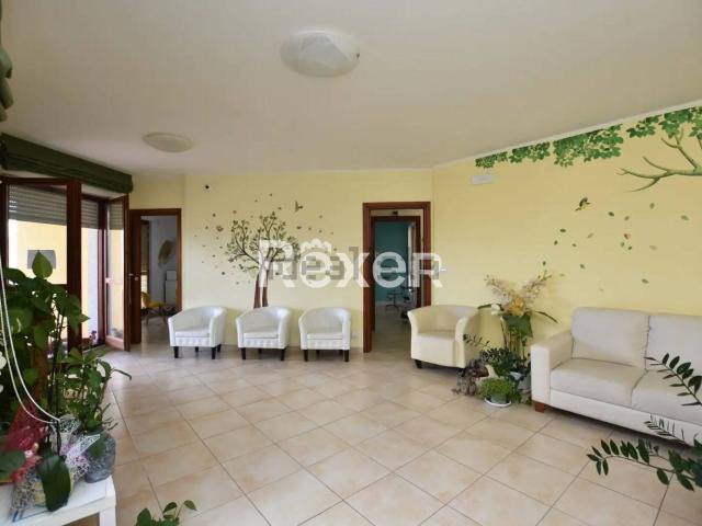 Appartamento in vendita di 96 m² in Via Carlo Felice