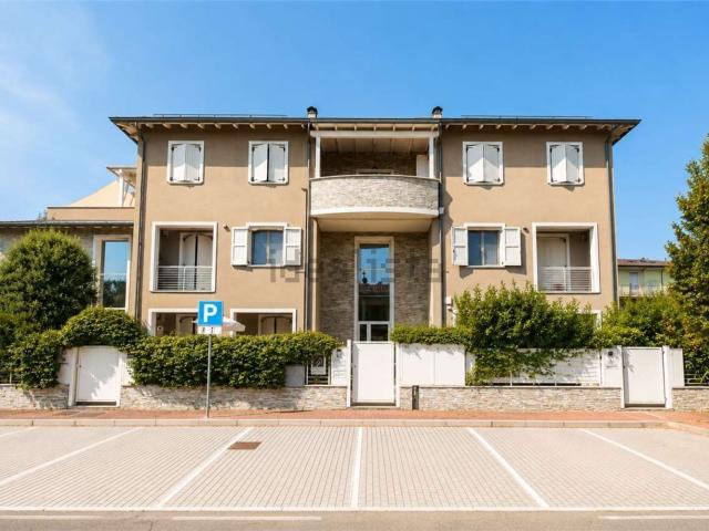 Appartamento in vendita di 96 m² in Via Casa degli Angeli, 14