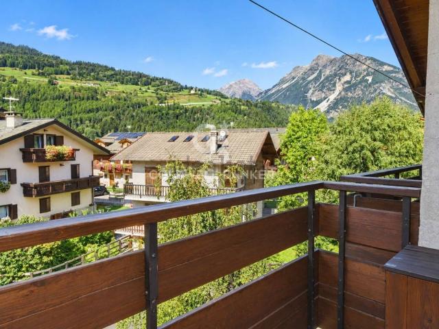 Appartamento in vendita di 96 m² in Via Colonnello Diego Guicciardi, 5