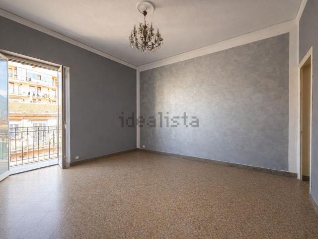 Appartamento in vendita di 96 m² in Via Cuba, 33
