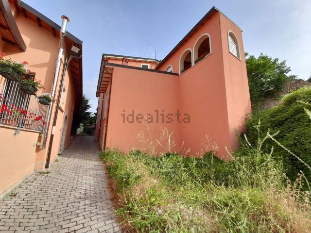 Appartamento in vendita di 96 m² in Via del Cancello