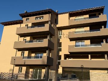 Appartamento in vendita di 96 m² in Via della Ferrovia