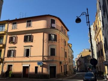Appartamento in vendita di 96 m² in Via della Libertà, 4