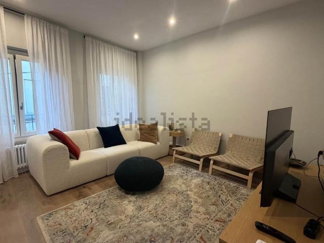 Appartamento in vendita di 96 m² in Via di Città, 40