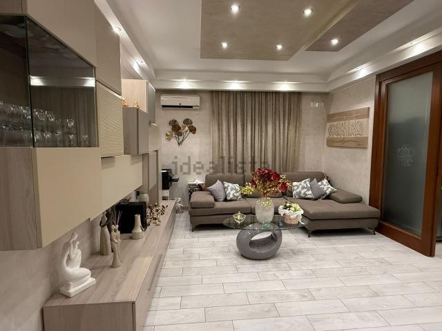 Appartamento in vendita di 96 m² in Via Enrico Mattei, 23