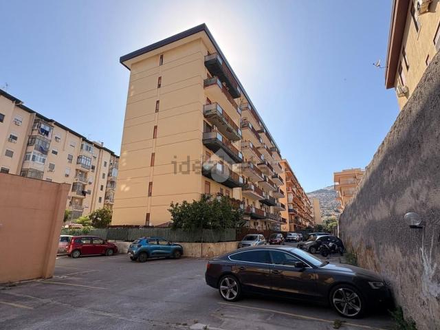Appartamento in vendita di 96 m² in Via Eustachio Catalano, 8