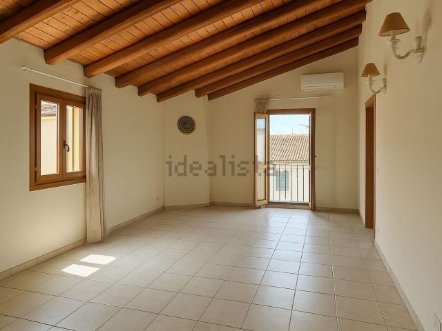 Appartamento in vendita di 96 m² in Via Foggia