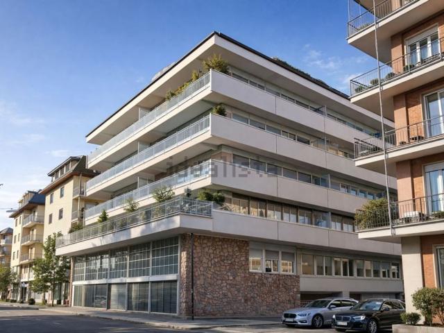 Appartamento in vendita di 96 m² in Via Francesco Crispi, 26