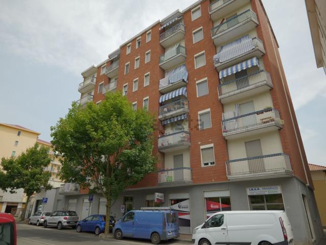 Appartamento in vendita di 96 m² in Via G. Matteotti, 10